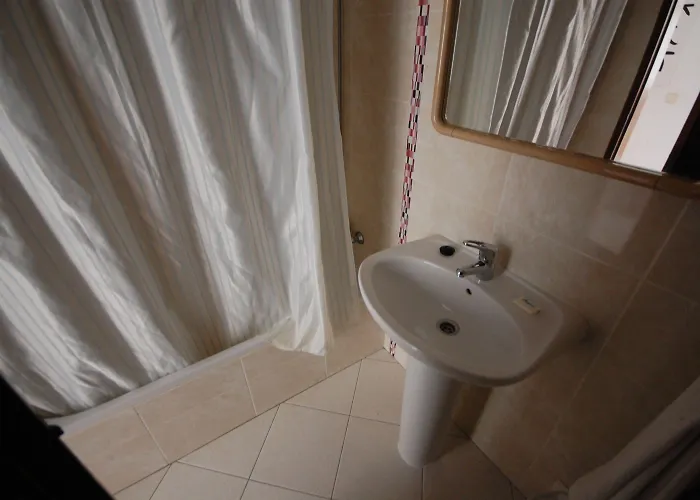 Solar Dos Vilarinhos - By Bedzy شقة